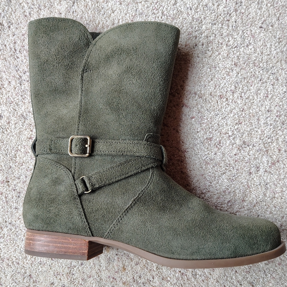 Koolaburra By Ugg Women’s Suede Buckle Boot in Olive Green Size 9